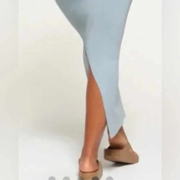 SKIMS New Vintage T-Shirt Maxi Dress Size L in Denim NWT - Picture 2 of 4